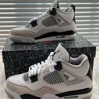 Jordan 4 Retro Military Black EU42