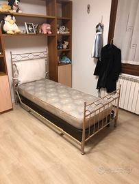 Struttura letto arte povera