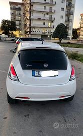 Lancia Ypslon 1.200 GPL