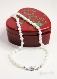 Collana vintage madreperla con chiusura in argento