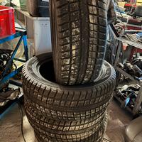 4 GOMME 225/55/17 invernali