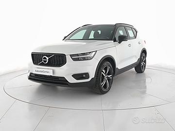 Volvo XC40 2.0 d4 R-design awd