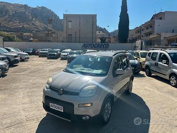 Fiat Panda 1.3 MJT 16V DPF 4x4 Climbing