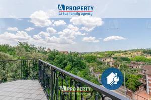 Appartamento di 180 m² con 4 locali a Teano