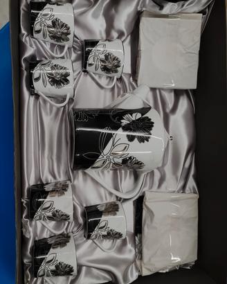 Set tazzine con teiera marca Gattinoni