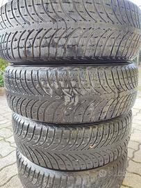 Michelin 215 70 R16