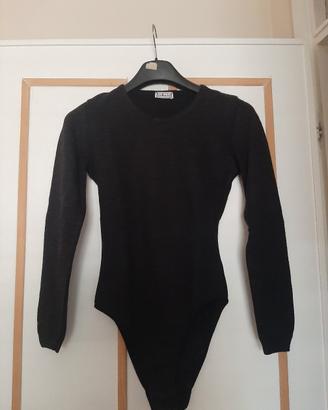 Body nero girocollo in lana con maniche lunghe