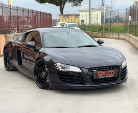 Audi R8 4.2 V8 FSI quattro R tronic