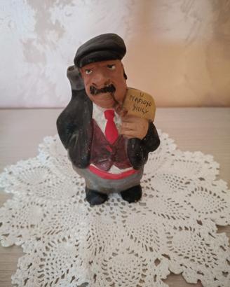 Statuetta artigianale in terracotta "U mafiuso"