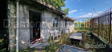 Terreno con casetta a Linguaglossa