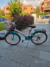 Bicicletta bicicletta 24" btwin da bambina 