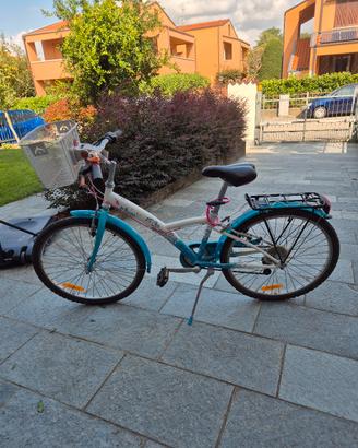 Bicicletta bicicletta 24" btwin da bambina 