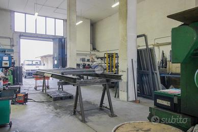 CAPANNONE A OSPITALETTO