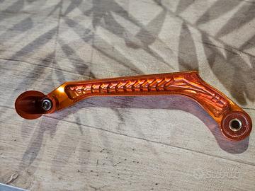 Paraleva arancione Sinistra