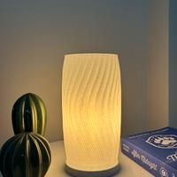 Lampada da tavolo moderna