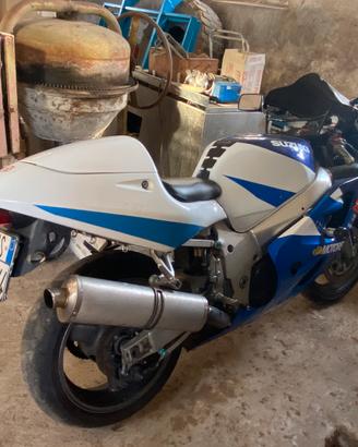 Suzuki GSXR SRAD 600