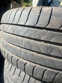Pneumatici bridgestone 235/45 R18