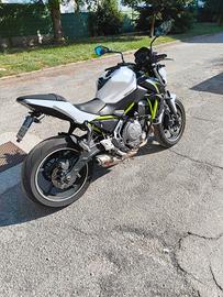 Kawasaki z650 35kw depotenziata a libretto 