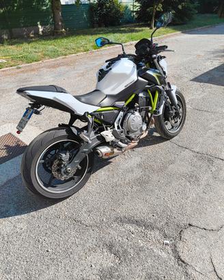 Kawasaki z650 35kw depotenziata a libretto 