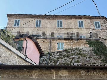 Stabile/Palazzo Arrone [Cod. rif 3343293VRG]