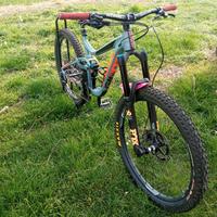 MTB enduro Giant reign