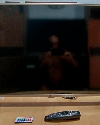 TV LG 42LB570V, 42 pollici Full HD, Smart  TV.