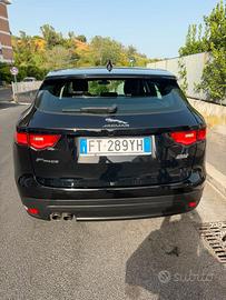 Jaguar F pace