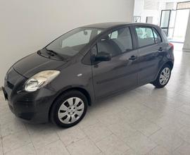 Toyota Yaris 1.0 5 porte Sol