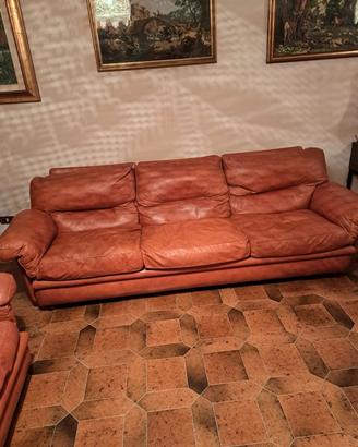 divano e 2 poltrone Frau in pelle 