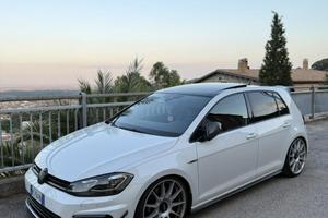 Golf 7.5 R