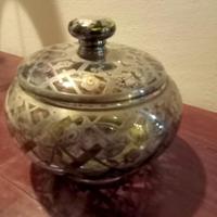 Biscottiera in vetro fumé decorata in argento