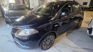 Lancia Ypsilon 1.3 MJT 16V 95 CV 5 porte S&S Plati
