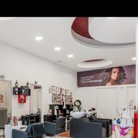 Negozio parucchiere arredato mirafiori sud