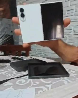 Samsung zfold 8