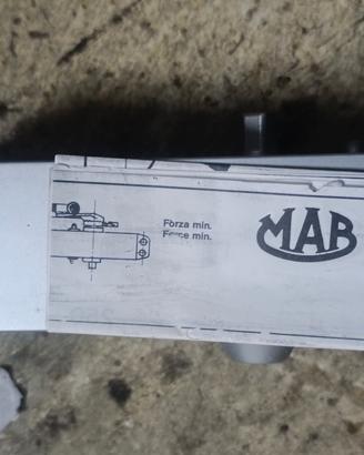 Chiudi porta MAB