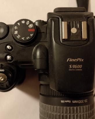 Fotocamera Fujifilm s9600
