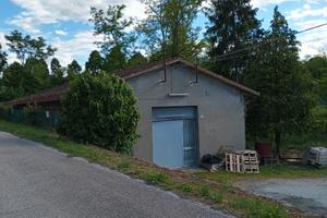 Capannone ad uso artigianale