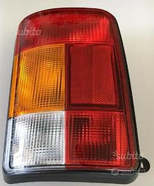 Fanale post sx completo originale lada niva 1.7