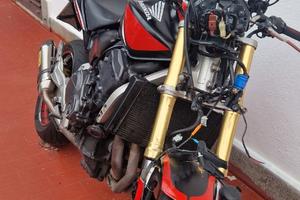 Honda hornet 2009 incidentata