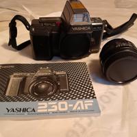 Macchina fotografica Yashika 230 AF