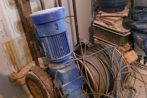 Motore con paranco gru industriale