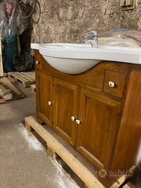 Mobile da bagno completo di specchio