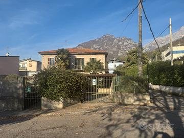 Casa in sasso del 1930