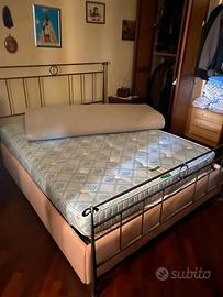 Letto matrimoniale
