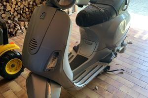 Vespa lx 125