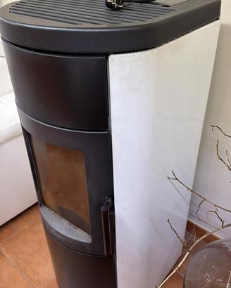 Stufa a pellet Ravelli