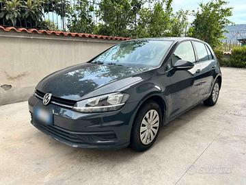 VW Golf 1.6 TDI 115CV - 2019 Motore Rotto