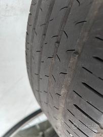 Pneumatici continental 215/60/17