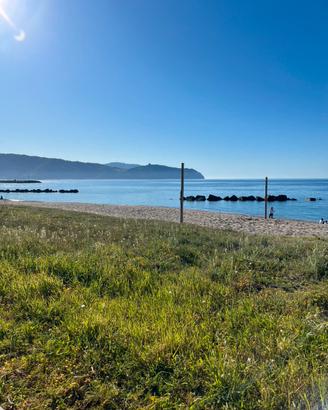 Fronte mare Tonnarella