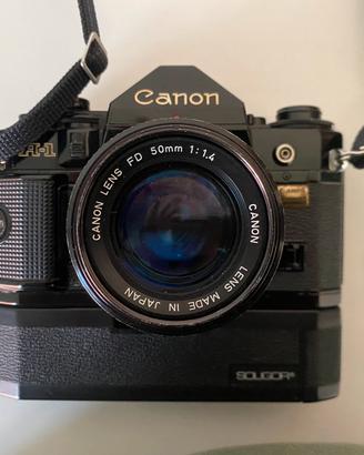 Canon A1 motorizzata e con flash professionali